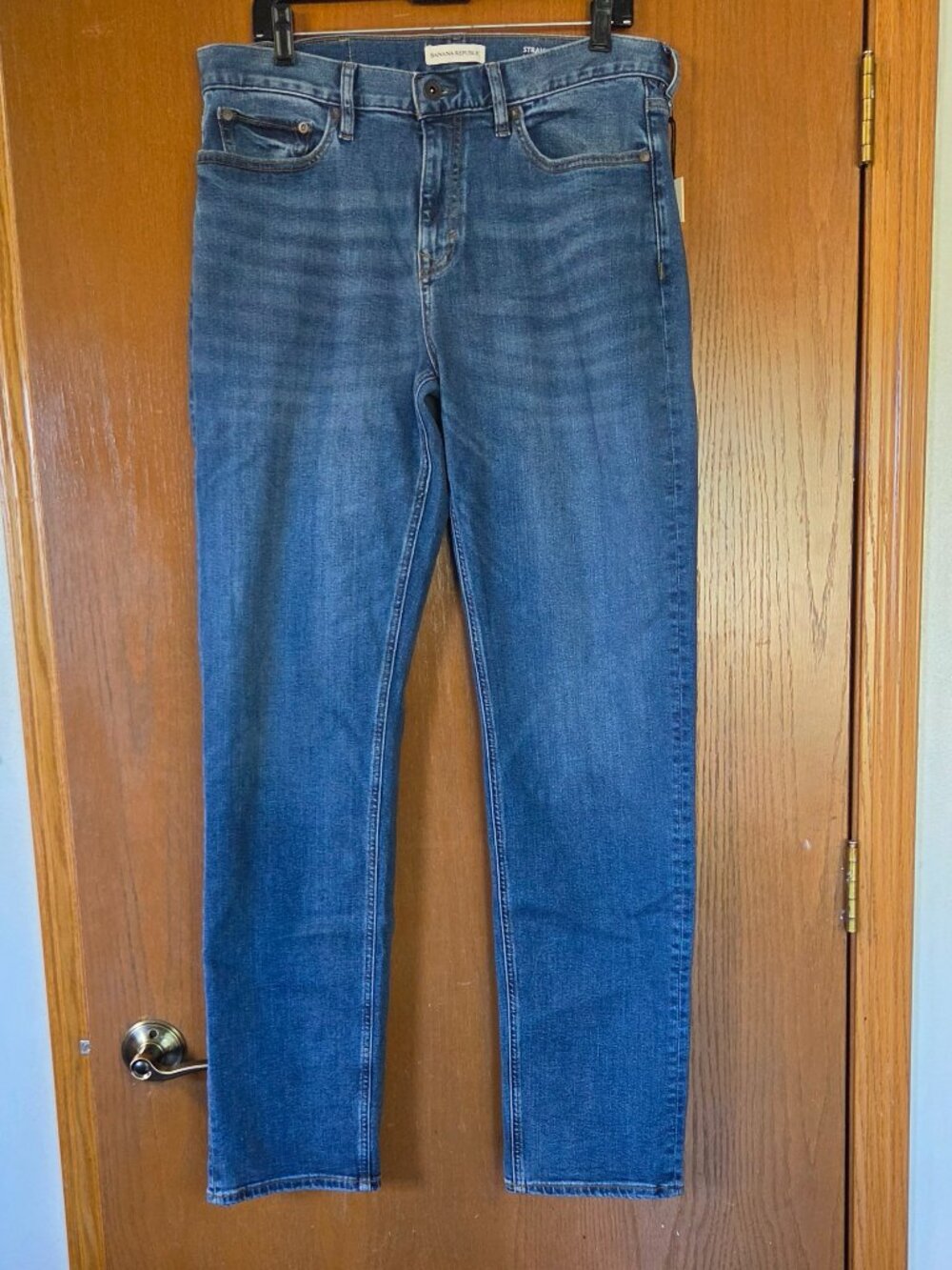 NWT Banana Republic Straight Fit Luxe Traveler Denim 33X34- Mid Rise Blue Jeans